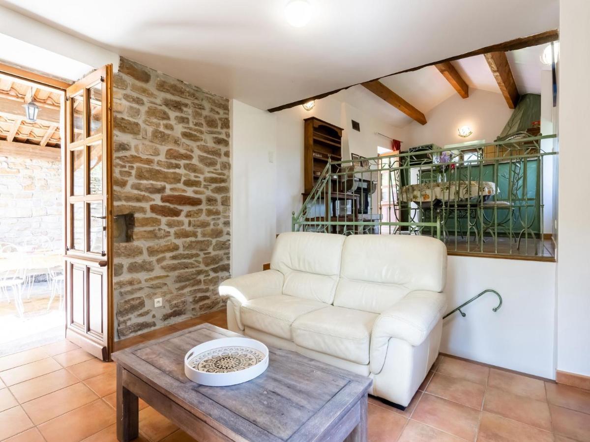 Classy Holiday Home In Les Vans With Pool Chambonas المظهر الخارجي الصورة